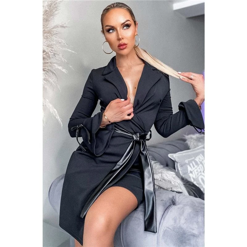 Kleid In Wickel-Optik Mit Trompetenärmeln Und Gürtel Schwarz 3 Kleid In Wickel-Optik Mit Trompetenärmeln Und Gürtel Schwarz – Bild 3